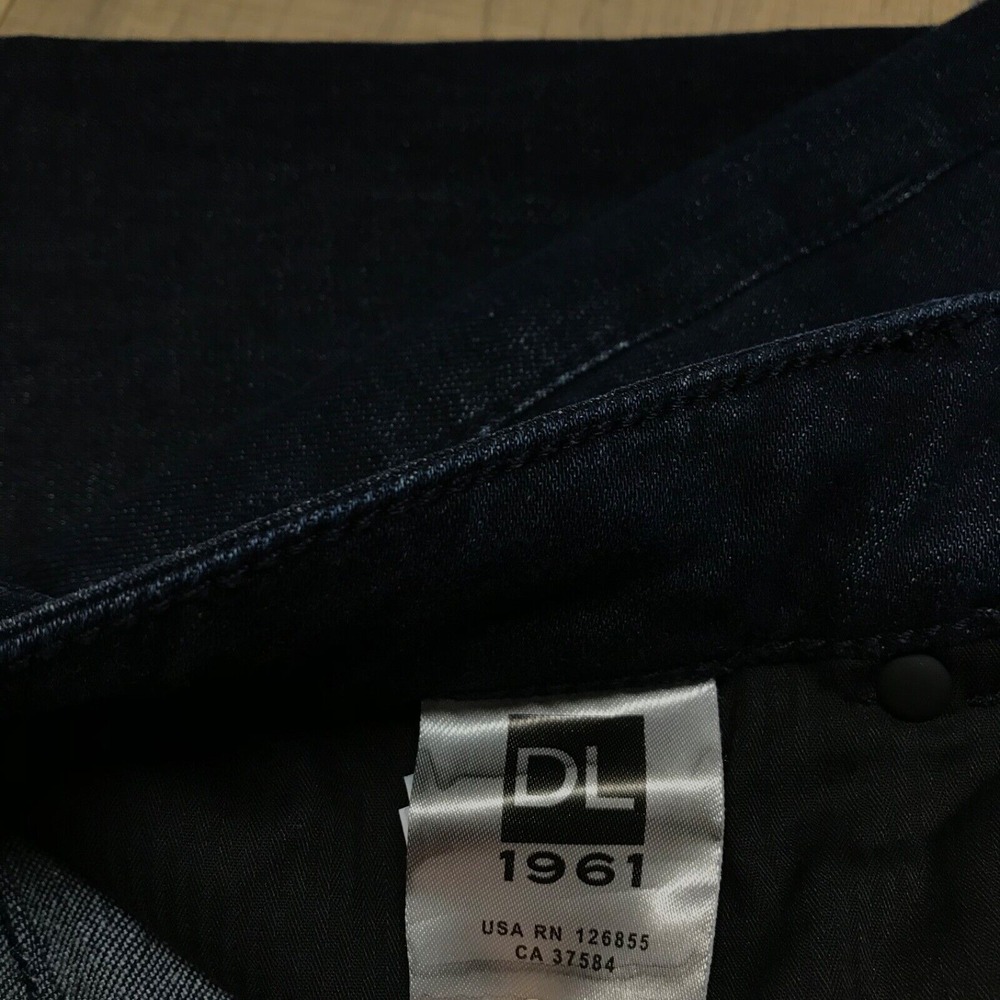 DL1961 Jeans Mens Size 34 X‎ 32 Actual 34X28 Dark Blue Nick Slim Bayou Preppy - Picture 7 of 13